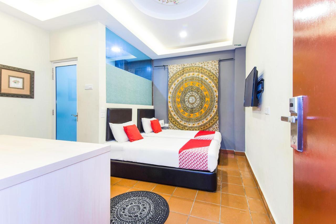 Oyo 90429 Hotel Narasindo Куала-Лумпур Экстерьер фото