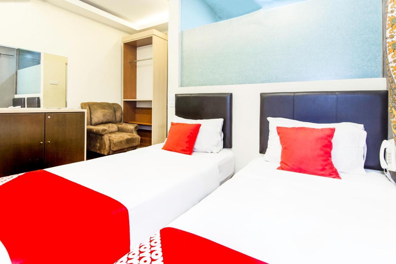 Oyo 90429 Hotel Narasindo Куала-Лумпур Экстерьер фото